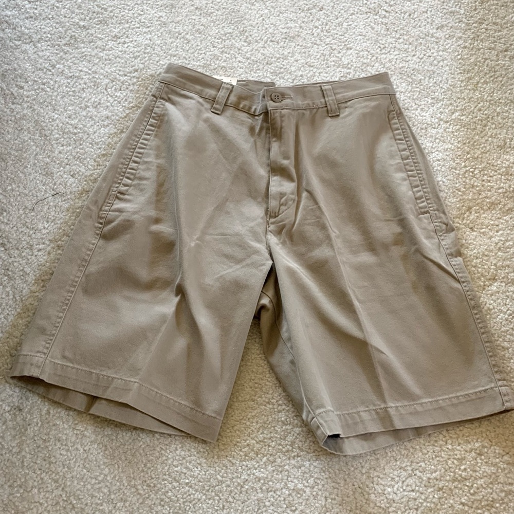NWT Dockers Men’s Khaki Chino Courier Shorts Weathered Gab Beige Size 30